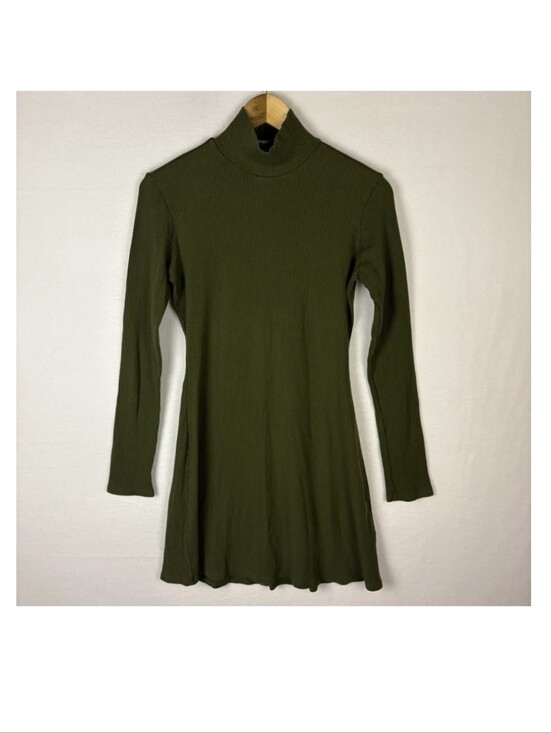 Reformation Dresses & Skirts - Reformation Olive Green Ribbed Turtleneck Long Sleeve Dress